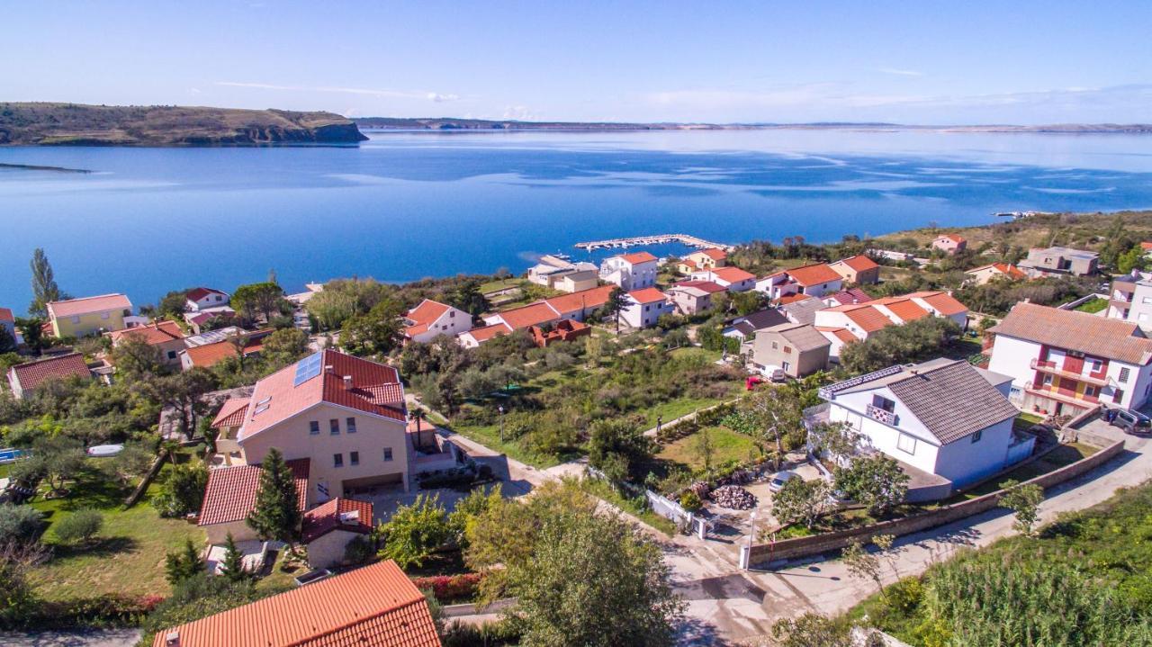 Apartments 4Mios Ražanac Екстериор снимка