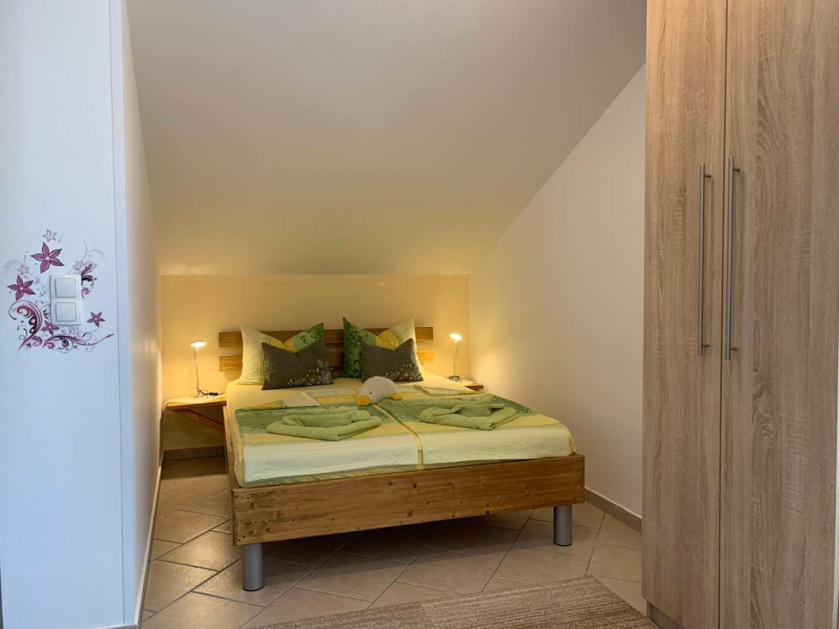 Apartments 4Mios Ražanac Екстериор снимка