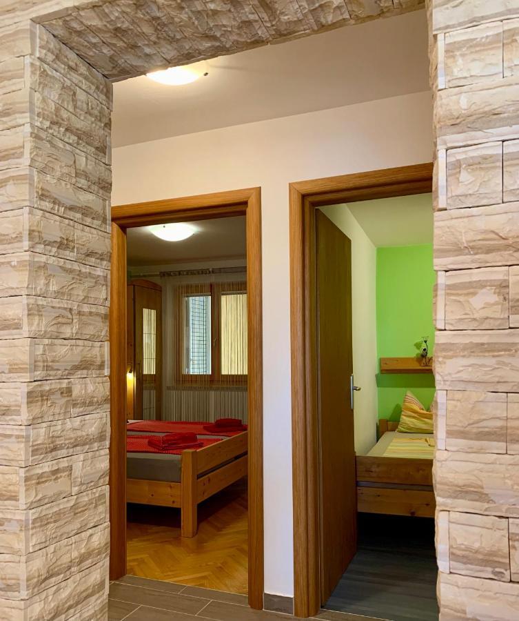 Apartments 4Mios Ražanac Екстериор снимка