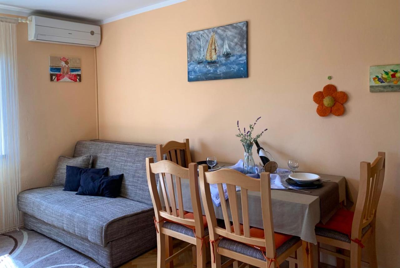 Apartments 4Mios Ražanac Екстериор снимка