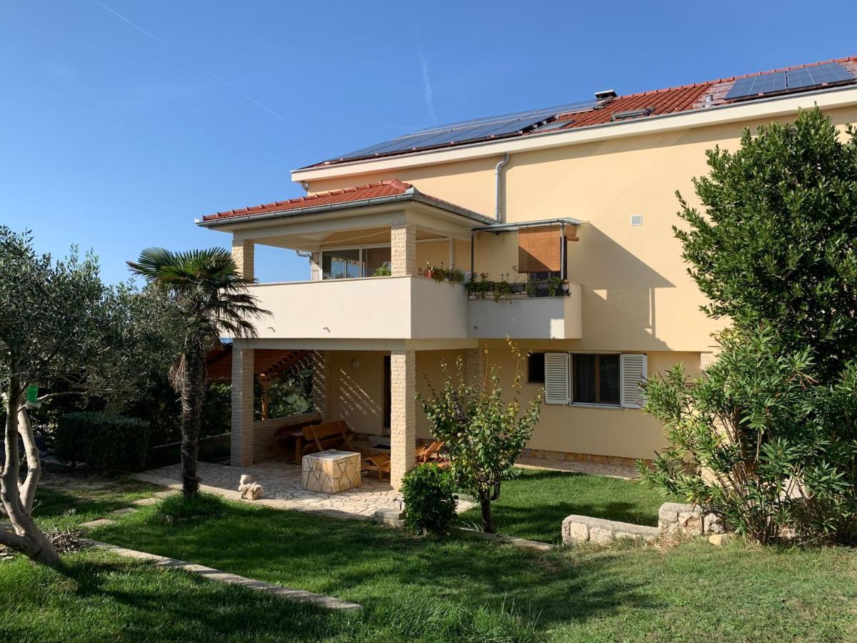 Apartments 4Mios Ražanac Екстериор снимка