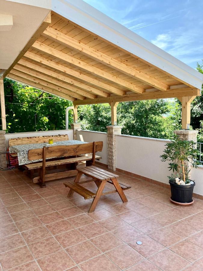 Apartments 4Mios Ražanac Екстериор снимка