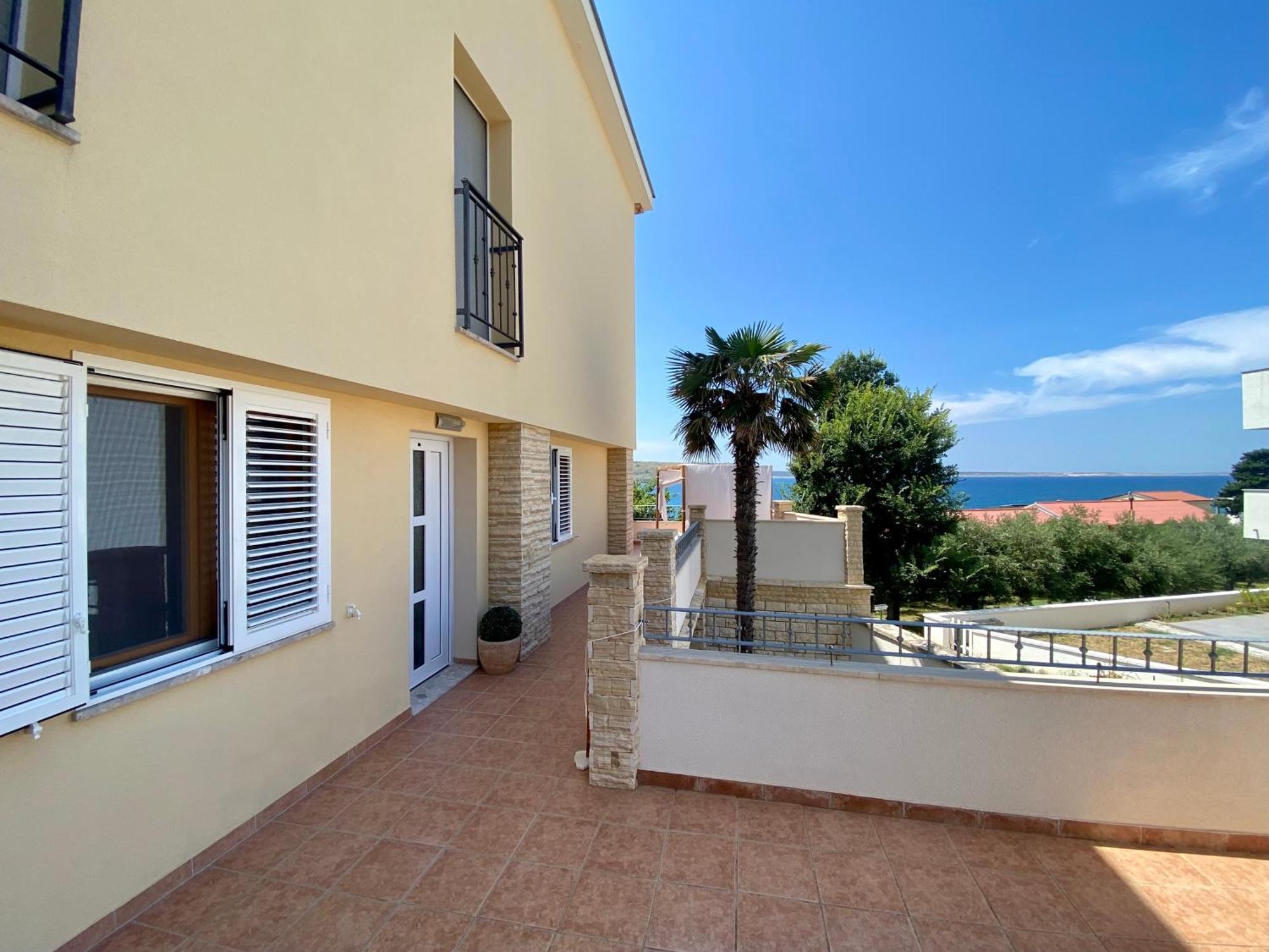 Apartments 4Mios Ražanac Екстериор снимка